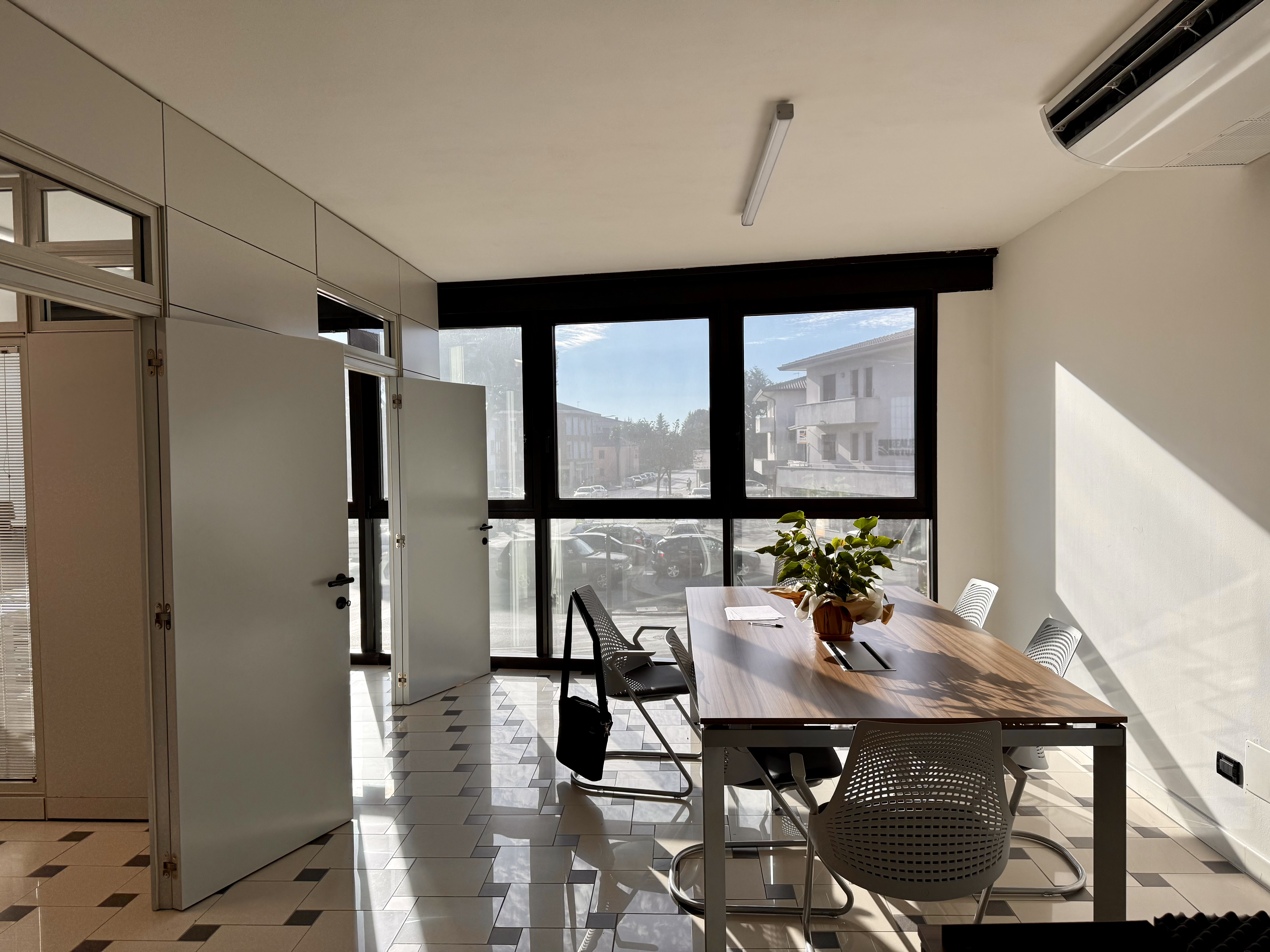 gallery_image