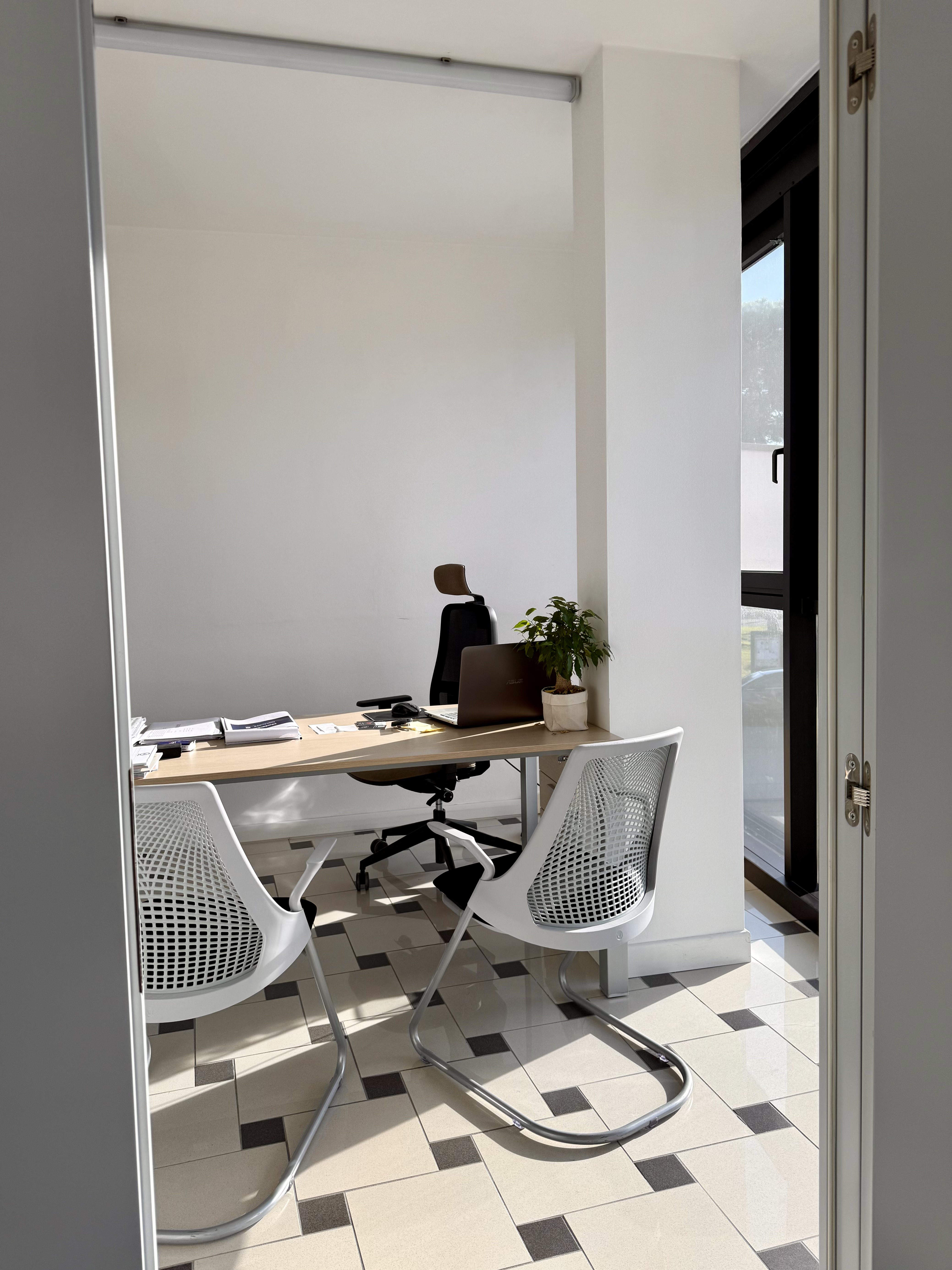 gallery_image